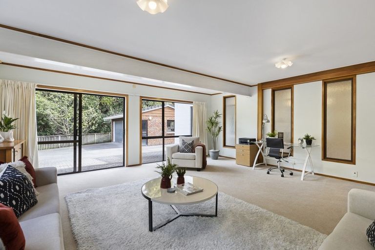 Photo of property in 93a Beach Road, Mellons Bay, Auckland, 2014