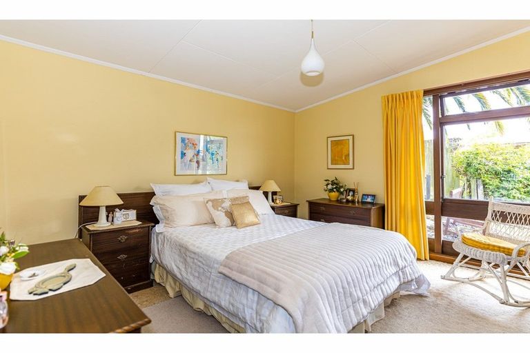 Photo of property in 142 Douglas Street, Highfield, Timaru, 7910