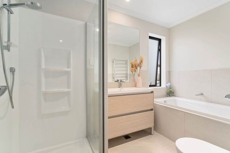 Photo of property in 36 Ringa Matau Road, Hobsonville, Auckland, 0616