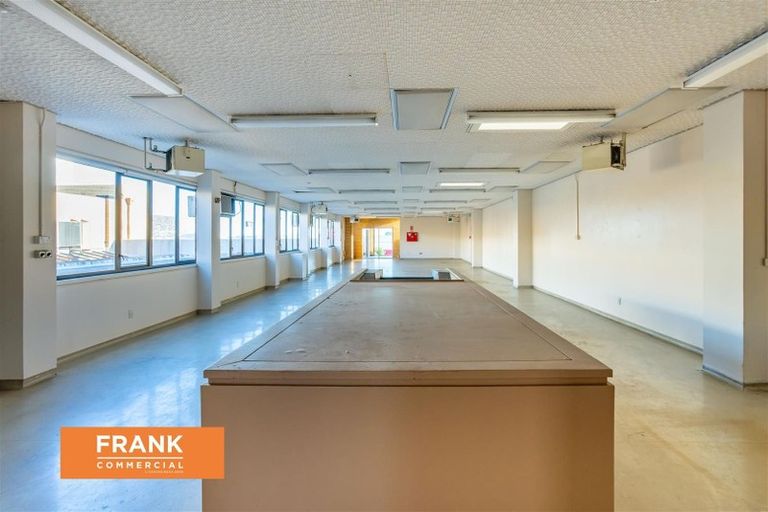 Photo of property in 138 Great South Road, Takanini, 2112