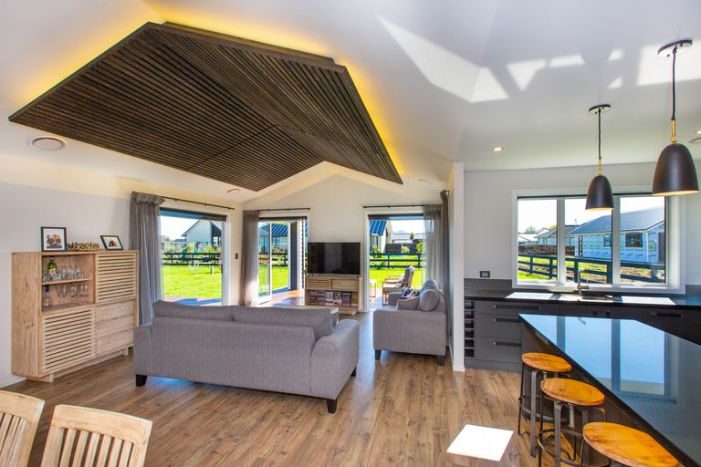 Photo of property in 33 Baxter Michael Crescent, Cambridge, 3434