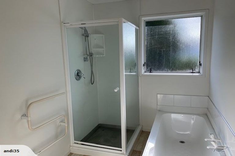 Photo of property in 10 Ervine Place, Bucklands Beach, Auckland, 2014