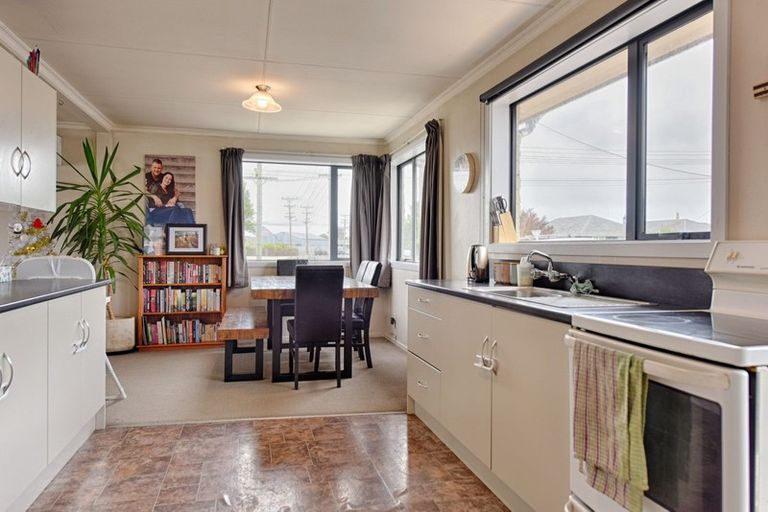 Photo of property in 19 Charlton Road, Gore, 9710