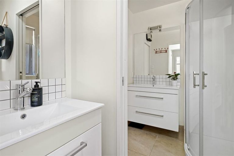 Photo of property in 1/68 Mccormacks Bay Road, Mount Pleasant, Christchurch, 8081