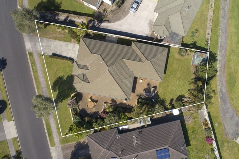 Photo of property in 9 Corinth Grove, Papamoa Beach, Papamoa, 3118