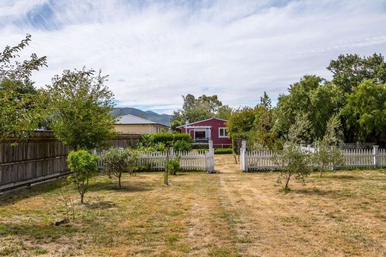 Photo of property in 144 Fitzherbert Street, Featherston, 5710