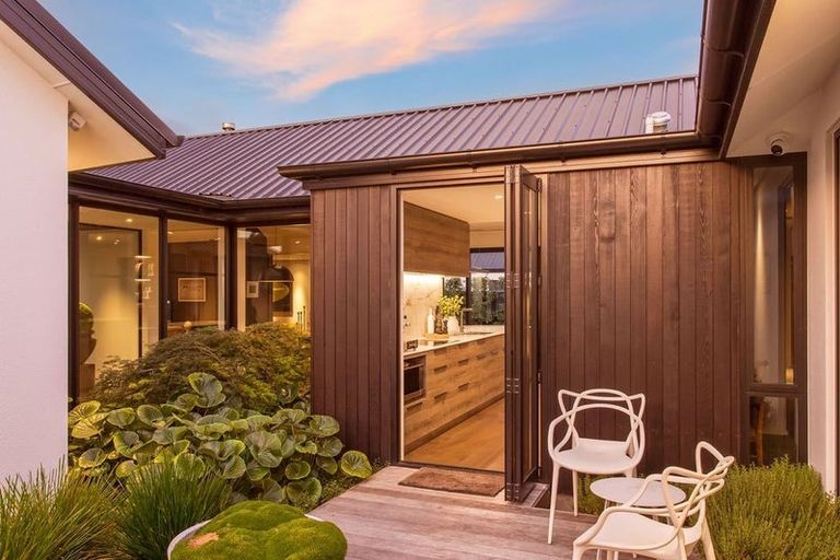 Photo of property in 15 Ashford Avenue, Prebbleton, 7604