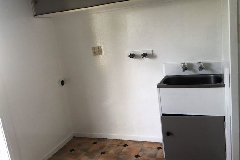 Photo of property in 1/17 Ihaka Place, Papatoetoe, Auckland, 2104