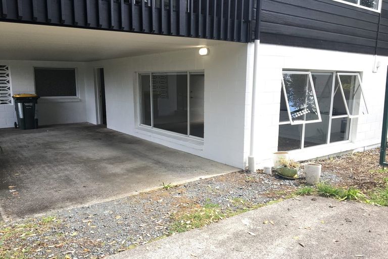 Photo of property in 31 Ocean View Road, Hatfields Beach, Orewa, 0931