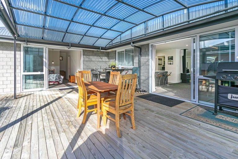 Photo of property in 80 Golden Shore Place, Coromandel, 3506