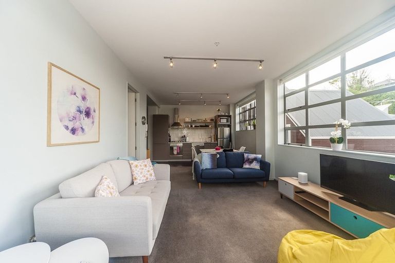 Photo of property in Vespa Apartments, 303/20 Hanson Street, Mount Cook, Wellington, 6021