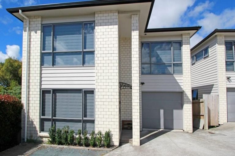 Photo of property in 1/3 Seddon Avenue, Papatoetoe, Auckland, 2104