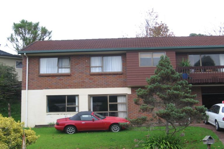 Photo of property in 41 Honeysuckle Lane, Mairangi Bay, Auckland, 0630