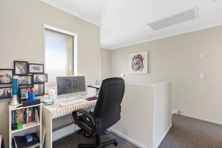 Photo of property in 22 Trelawny Terrace, Grenada Village, Wellington, 6037