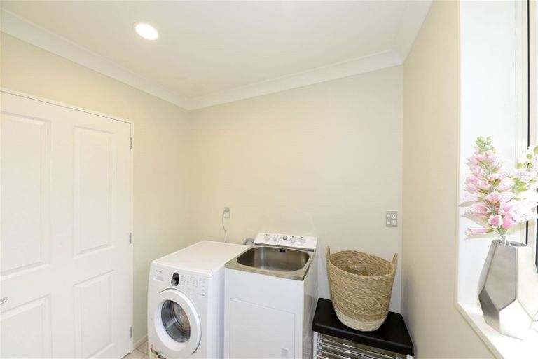 Photo of property in 80b Hinau Street, Riccarton, Christchurch, 8041