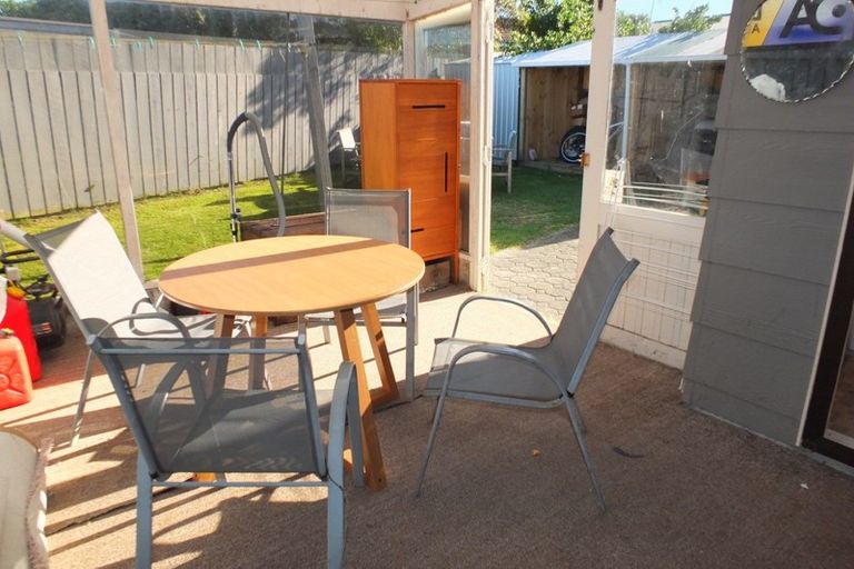 Photo of property in 12 Low Avenue, Foxton Beach, Foxton, 4815