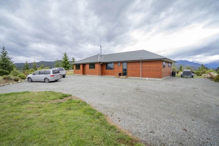 Photo of property in 681a Manapouri-te Anau Highway, Te Anau, 9679