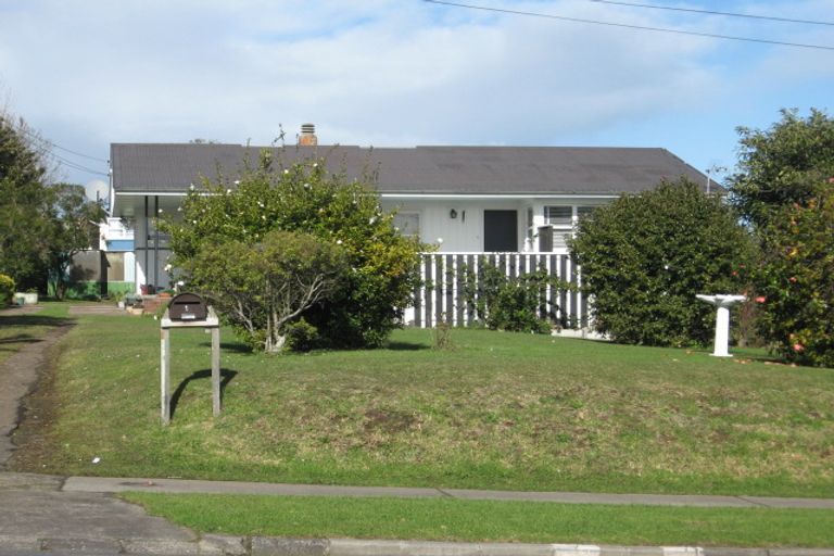 Photo of property in 1a Orams Road, Hillpark, Auckland, 2102