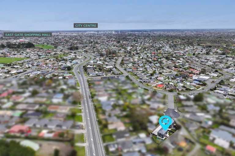 Photo of property in 12a Winnipeg Place, Wainoni, Christchurch, 8061
