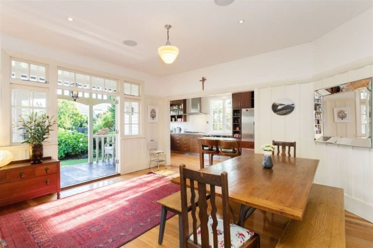 Photo of property in 8 Lloyd Street, Strowan, Christchurch, 8052