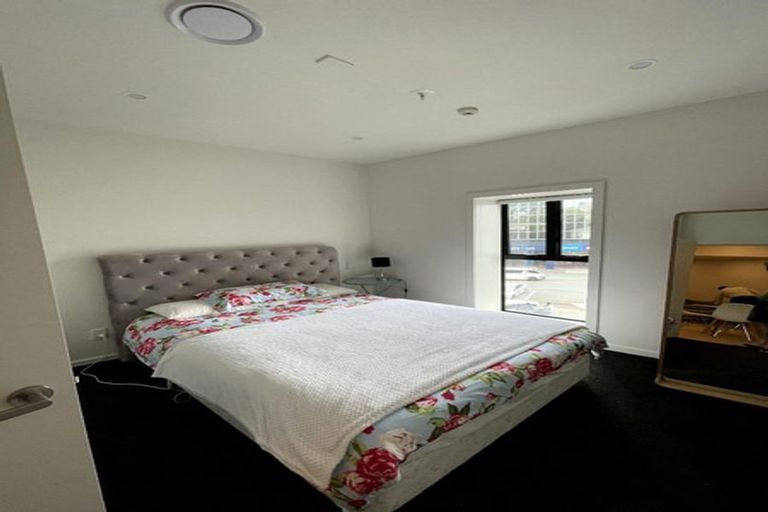 Photo of property in Quantum On Thorndon Quay, 2/163c Thorndon Quay, Pipitea, Wellington, 6011