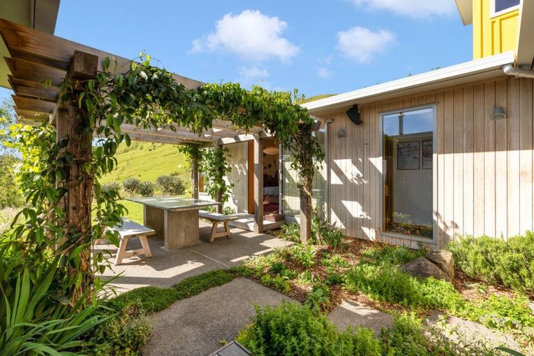 Photo of property in 387d Johns Way, Martinborough, Carterton, 5784