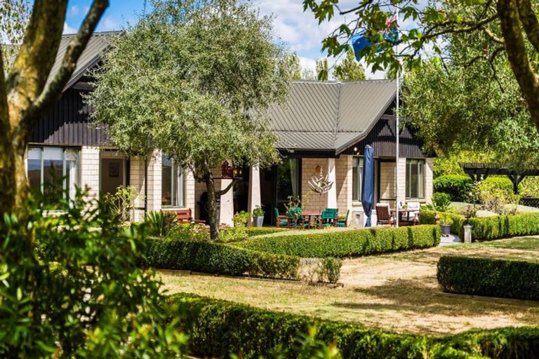 Photo of property in 65 Ernest George Drive, Karaka, Papakura, 2580