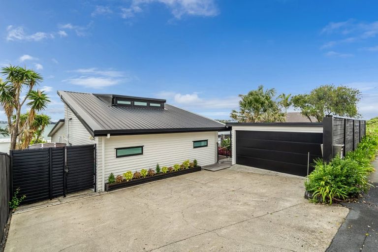 Photo of property in 22 Walter Street, Hauraki, Auckland, 0622