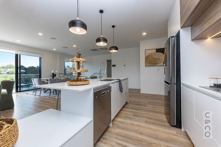 Photo of property in 21 Princes Street, Riverhead, 0820