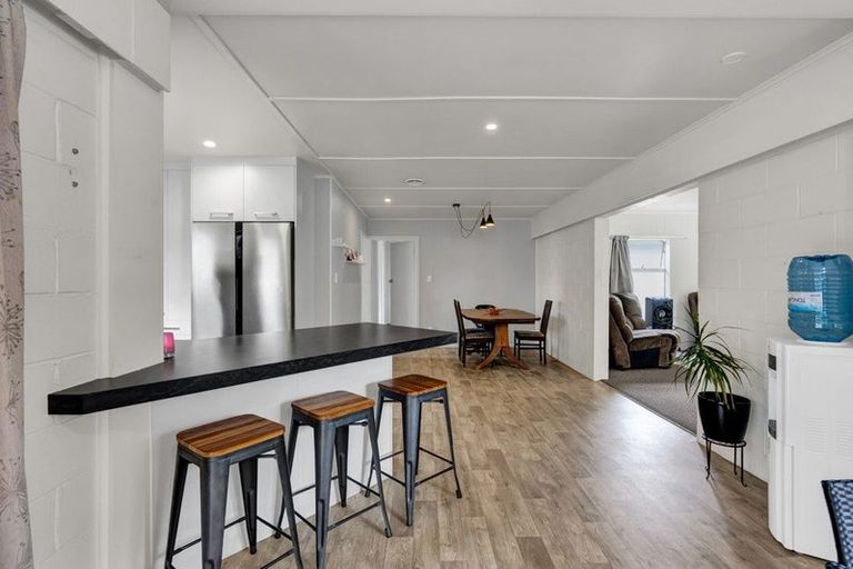 Photo of property in 4 Douglas Street, Hawera, 4610