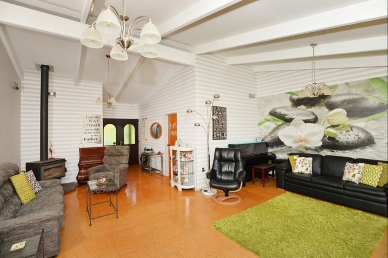 Photo of property in 35 Poplar Lane, Kerikeri, 0293