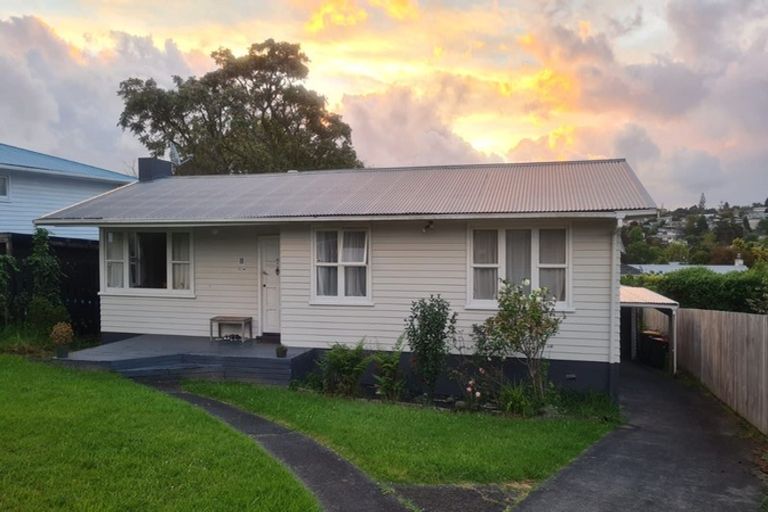 Photo of property in 8 Wylie Avenue, Sunnynook, Auckland, 0620