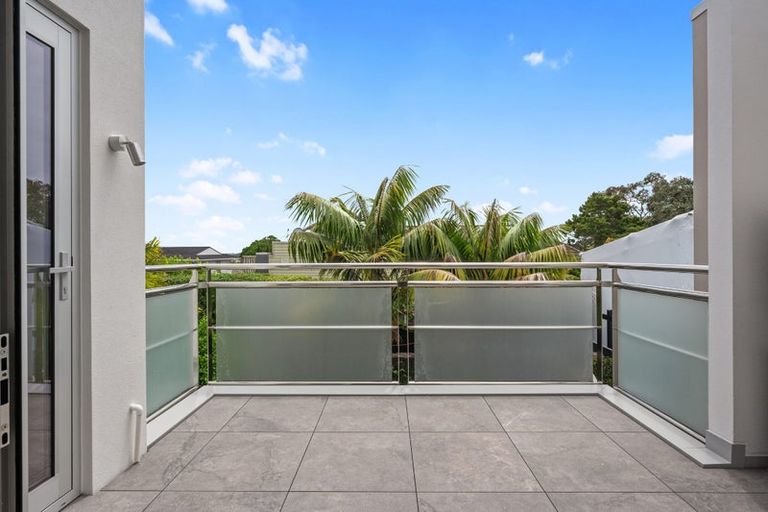 Photo of property in 5/258 Hurstmere Road, Takapuna, Auckland, 0622