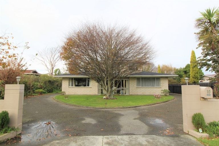 Photo of property in 10 Futter Street, Foxton, 4814