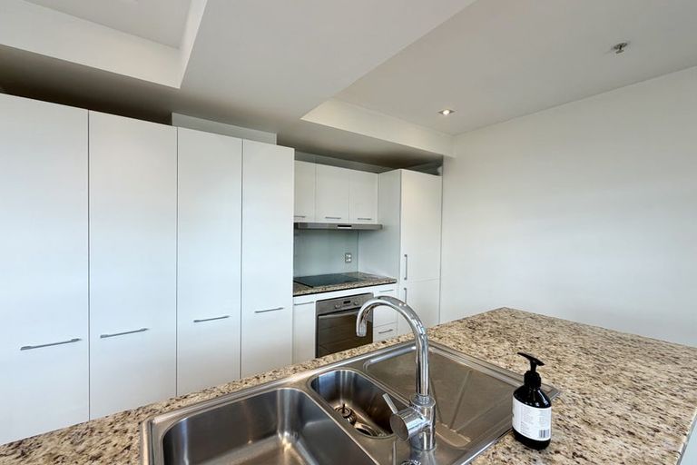 Photo of property in Maison Apartments, 302/16 Huron Street, Takapuna, Auckland, 0622