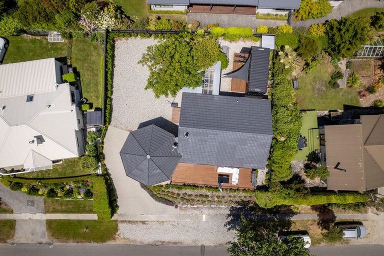 Photo of property in 25 Oregon Drive, Kelvin Heights, Queenstown, 9300