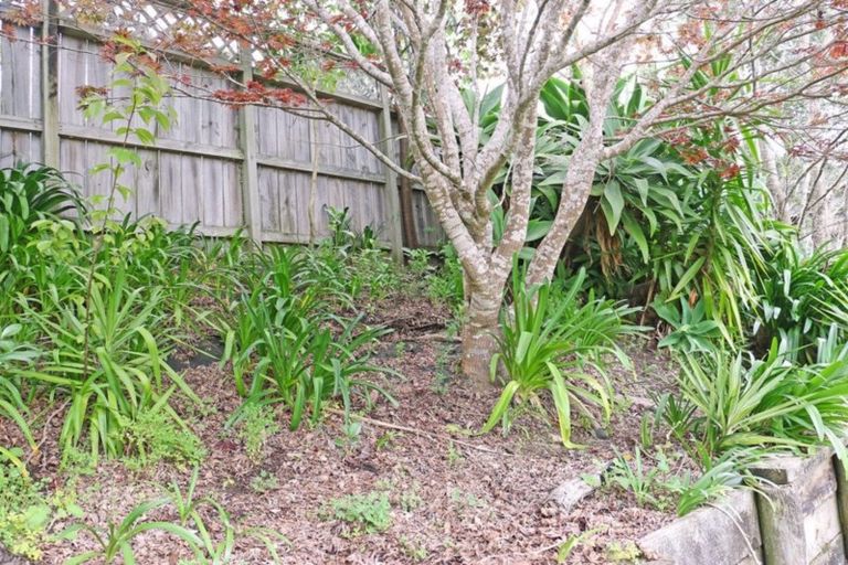 Photo of property in 9 Rangimaarie Crescent, Snells Beach, 0920