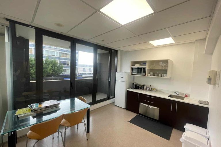 Photo of property in Heards Building, 303/2 Ruskin Street, Parnell, Auckland, 1052