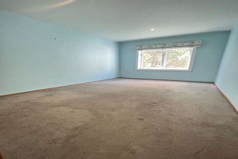 Photo of property in Kingsgate Flats, 10 Austin Street, Mount Victoria, Wellington, 6011