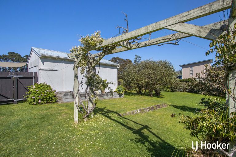 Photo of property in 94 Dillon Street, Waihi Beach, 3611