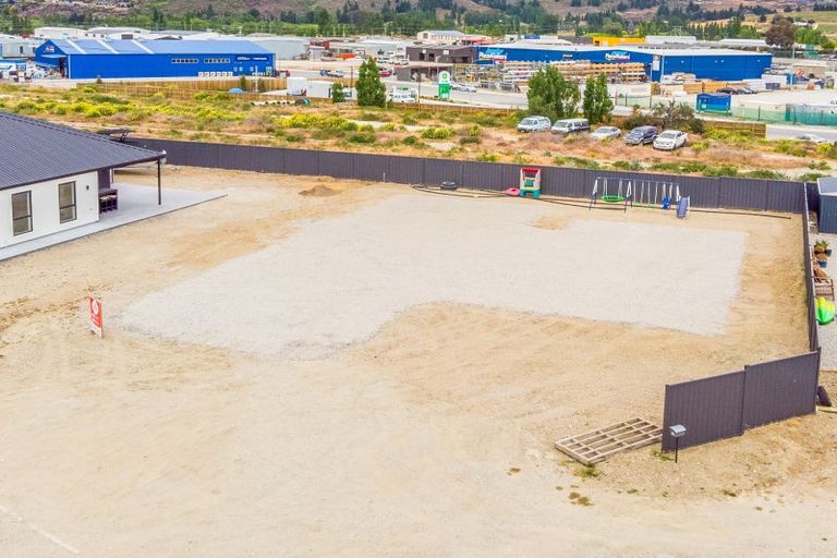 Photo of property in 9 Sequoia Close, Alexandra, 9320