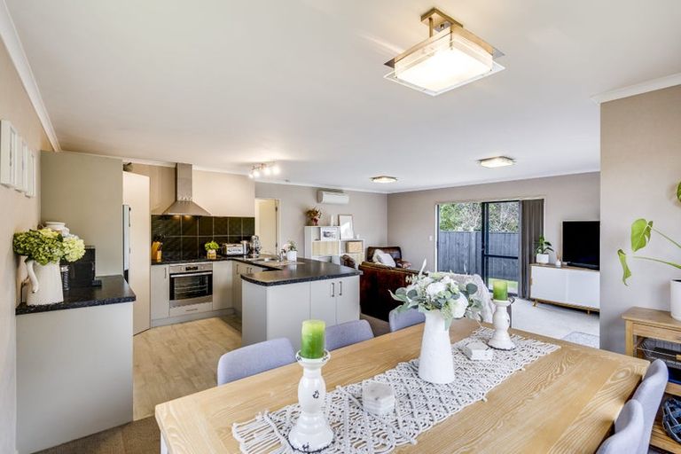 Photo of property in 57b O'dowd Road, Taradale, Napier, 4112