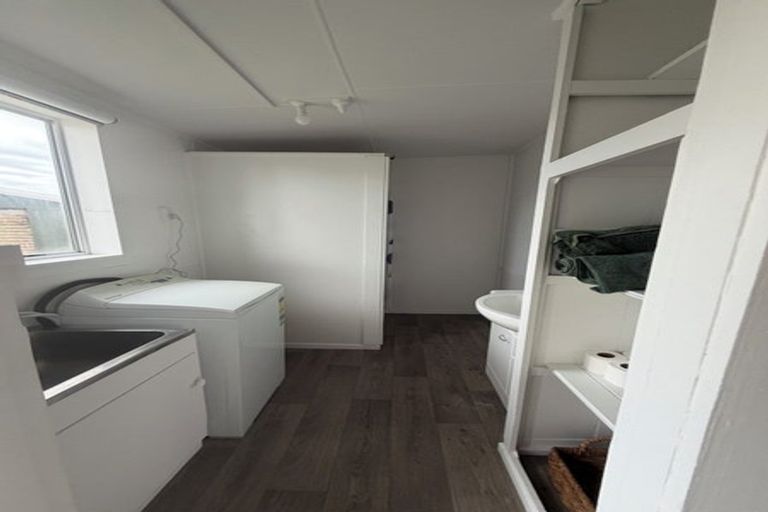 Photo of property in 17 Coleman Avenue, Waverley, 4591