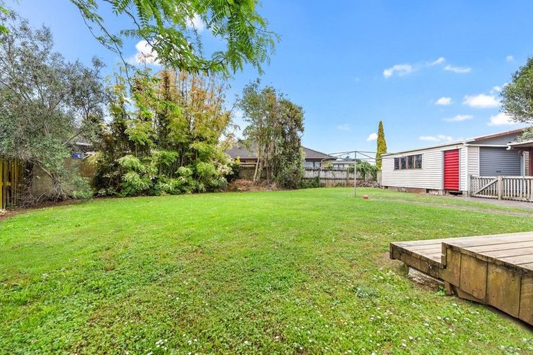 Photo of property in 57 Sunderlands Road, Half Moon Bay, Auckland, 2012