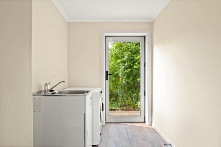 Photo of property in 3 Goodwin Street, Waihola, Milton, 9073