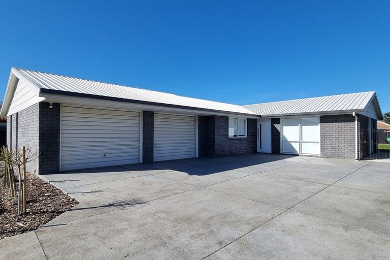 Photo of property in 9 Roydon Drive, Templeton, Christchurch, 8042