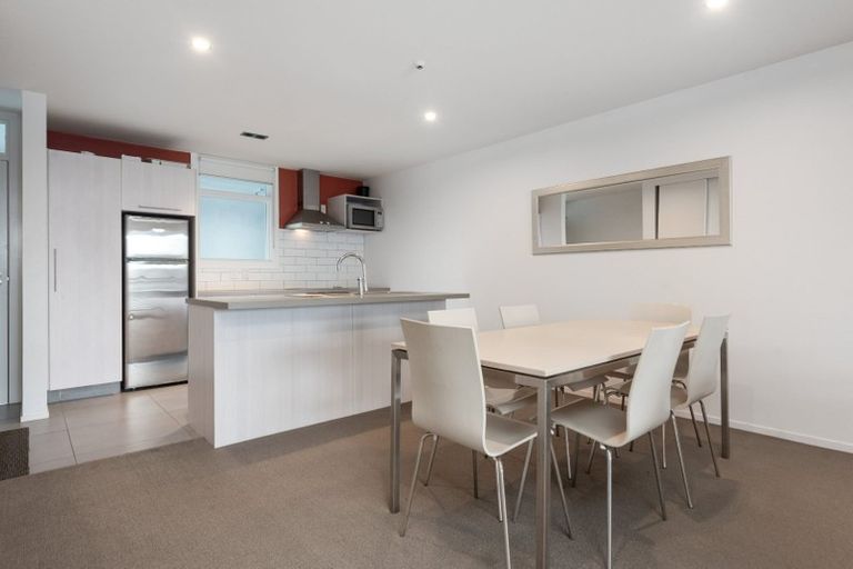 Photo of property in 2-06/424 Maunganui Road, Mount Maunganui, 3116