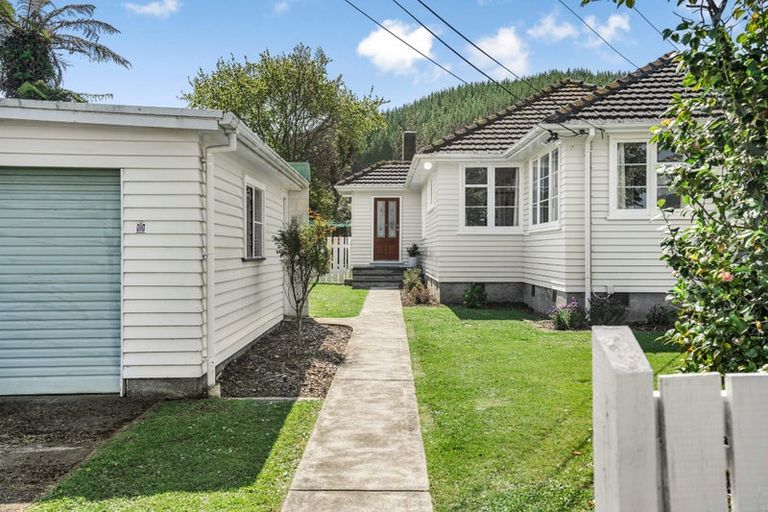 Photo of property in 44 Mcleod Street, Elderslea, Upper Hutt, 5018