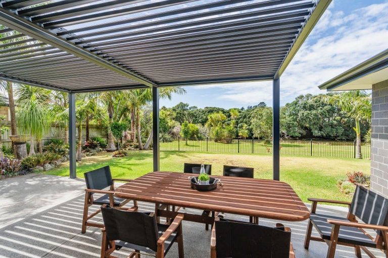 Photo of property in 11 Waitaha Place, Ruakaka, 0116