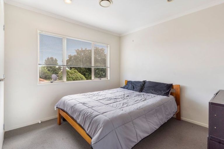 Photo of property in 12 Orbit Place, Flat Bush, Auckland, 2019